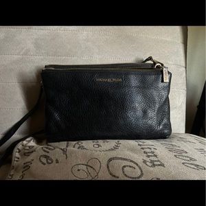 Michael Kors Crossbody purse